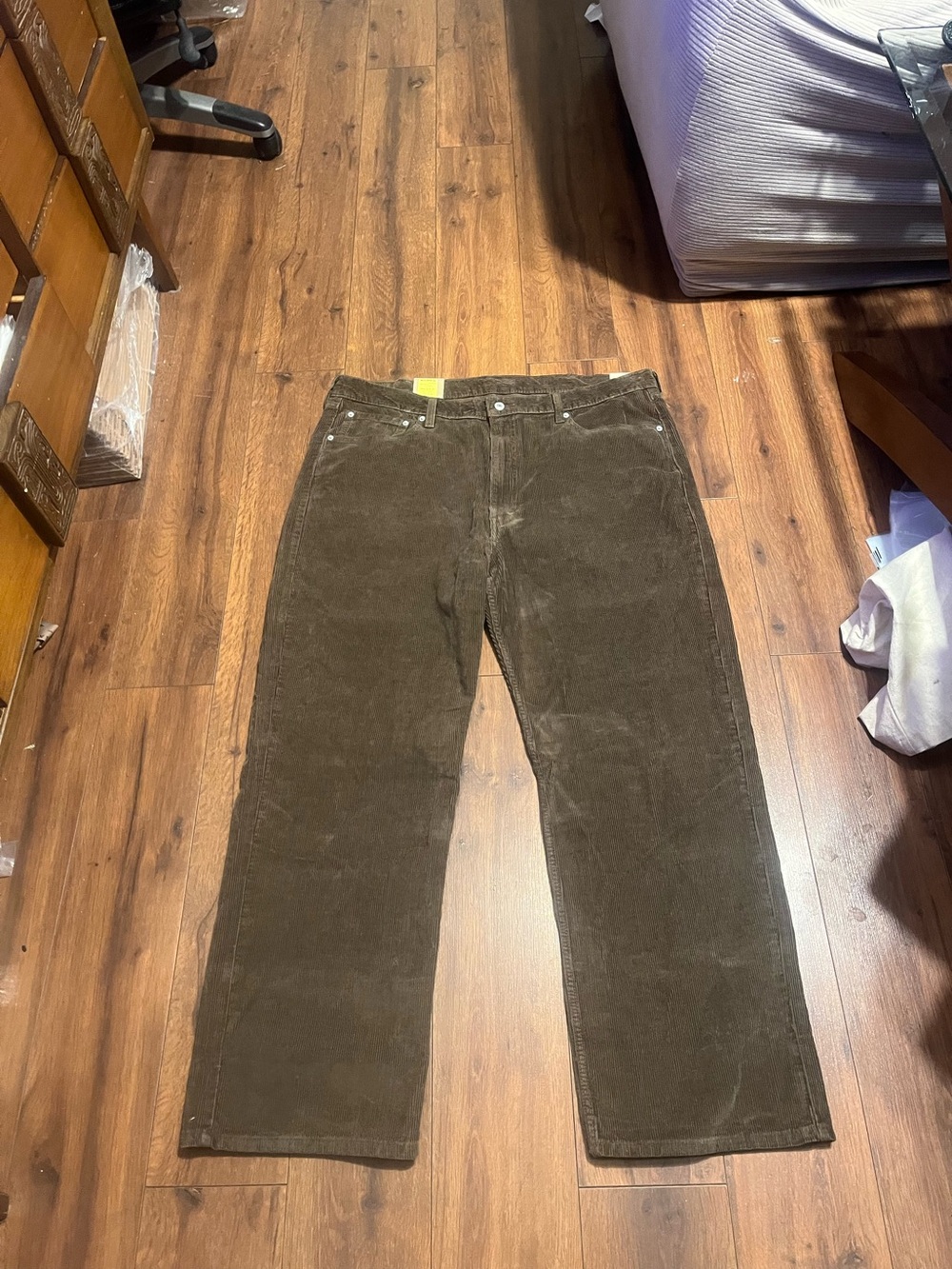 Levi's 565 40x32 loose straight Men's Corduroy Pants in Brown